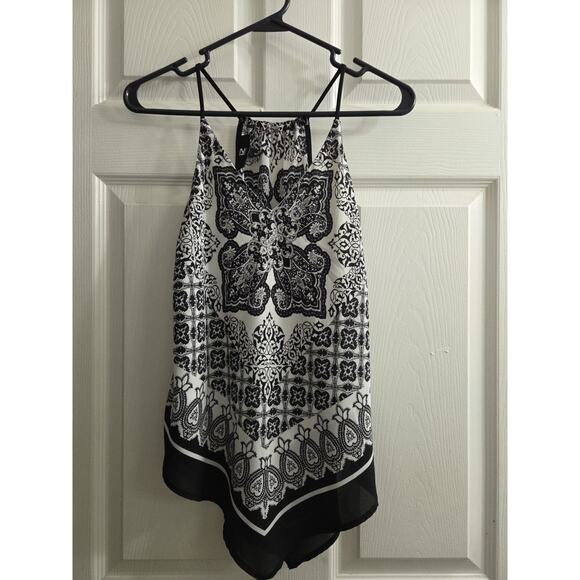 Iz Byer Womans Handkerchief Hem Camisole Tank Top Black /White Small - Picture 1 of 6